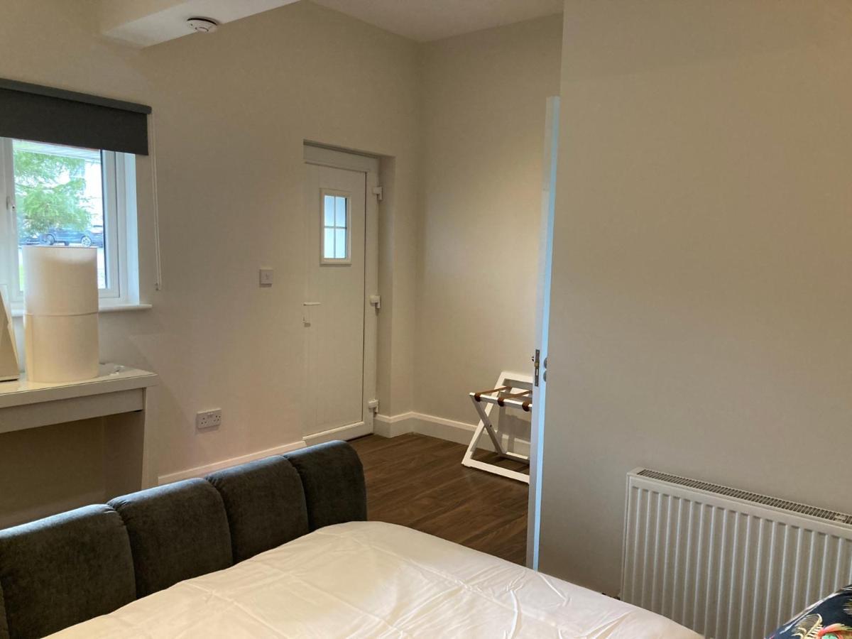 Clara Lodge Sallins 外观 照片